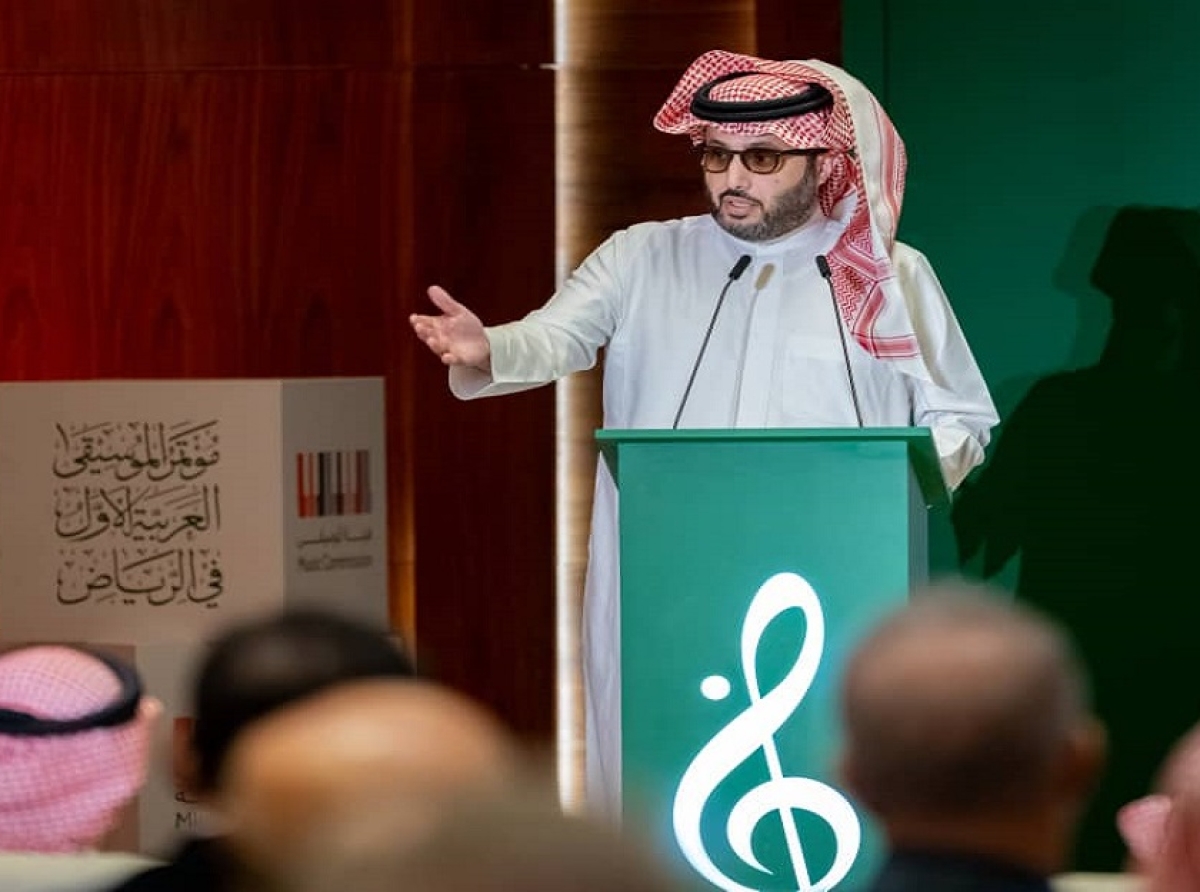 دعا لتوثيق شامل للمقامات الشرقية الصوتية خلال عامين  تركي آل الشيخ يترأس مؤتمر الموسيقى العربية في الرياض